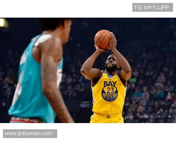 火箭与勇士激战正酣2月24日精彩对决引发球迷热议